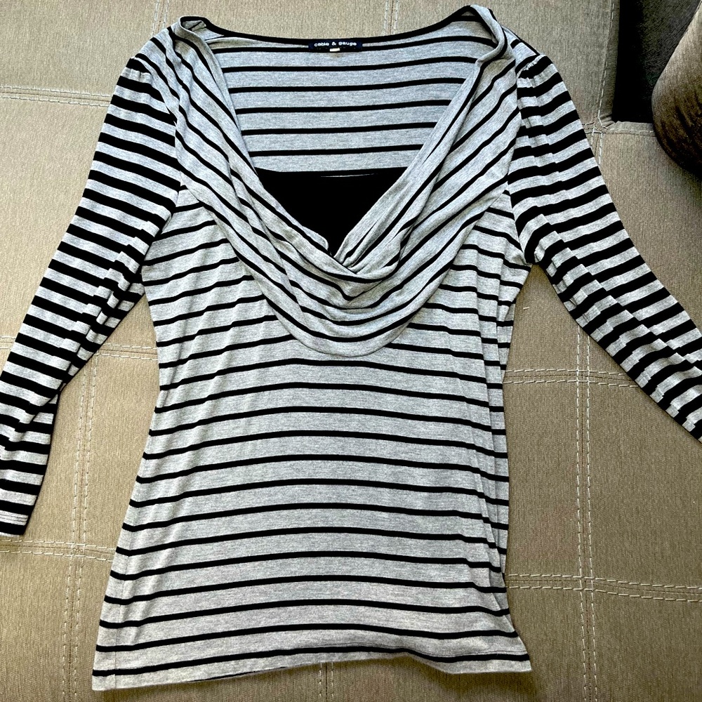 Cable & Gauge woman’s medium long sleeve.
